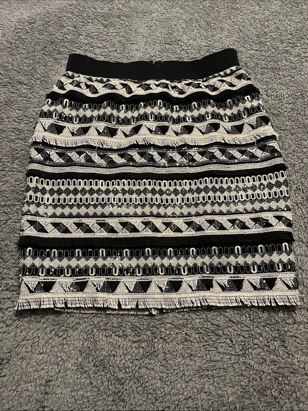 Vince Camuto Black and White Patterned Woven Women’s Skirt Size 6 Comfy Classic